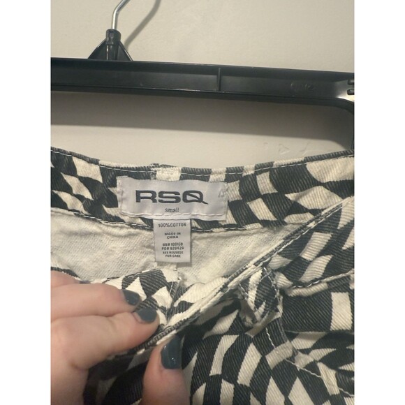 RSQ Check Swirl Skirt Womens sz S Denim Mini Jean Denim Skater in Black + White - Picture 3 of 4